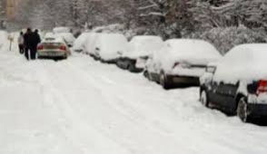 Մեքենաներն արգելափակվել են ձյան մեջ